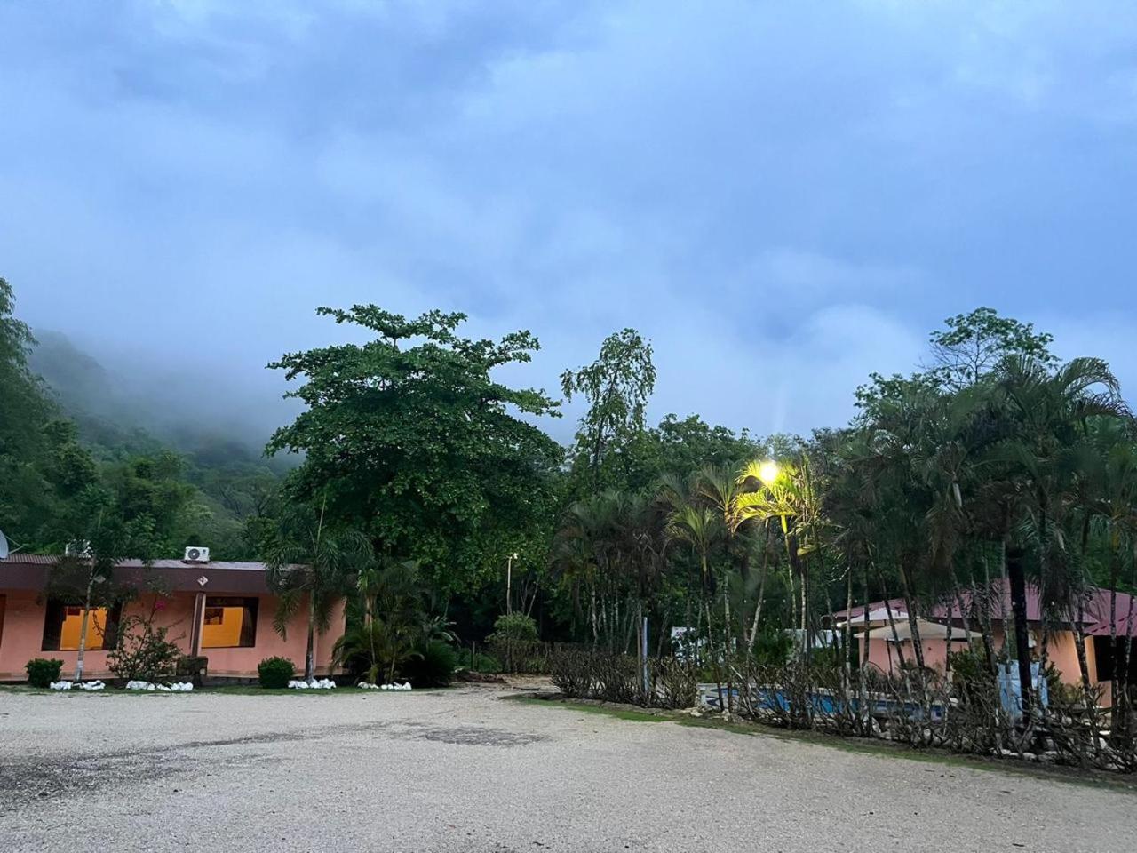 Hotel Nacaome Nicoya Esterno foto
